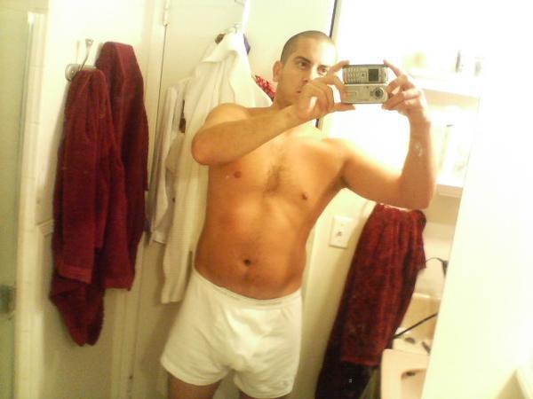 http://media.fling.com/user-images/12688/12688884-L-0.jpg